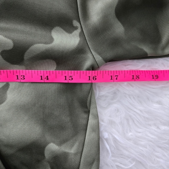 Adidas Boy's Camo Hoodie. Size Small (8). New. - Picture 4 of 8